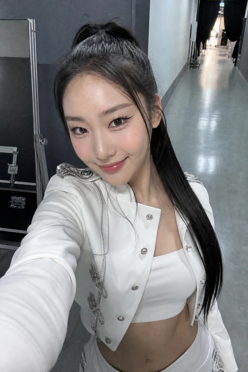 Input: Fancam